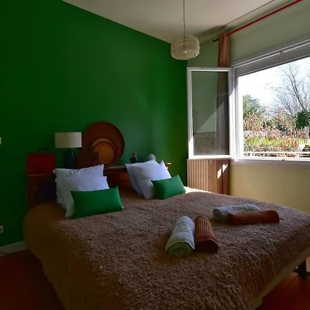 Le 16 Apartment *