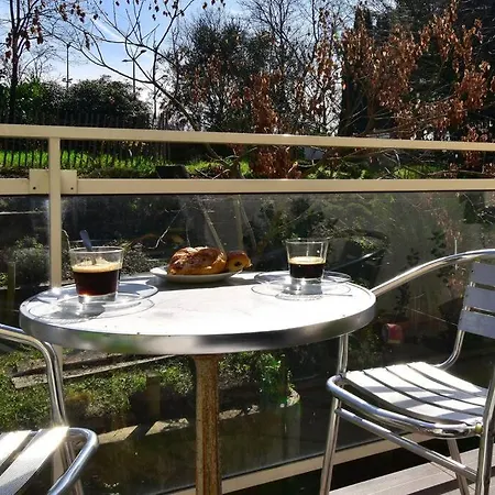 Le 16 Apartment *